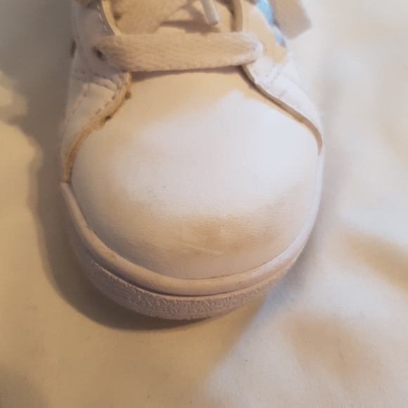 Adidas size 11K white leather shoes - Picture 8 of 9